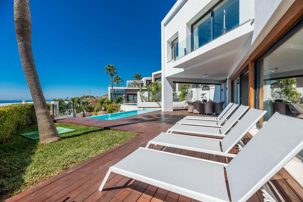 Vacation Marbella I Villa Paraiso The View, Infinity Heated Pool, Sea View, 24-7 Security, Golf Courses Estepona Exterior foto