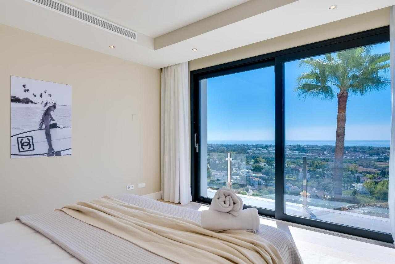 Vacation Marbella I Villa Paraiso The View, Infinity Heated Pool, Sea View, 24-7 Security, Golf Courses Estepona Exterior foto