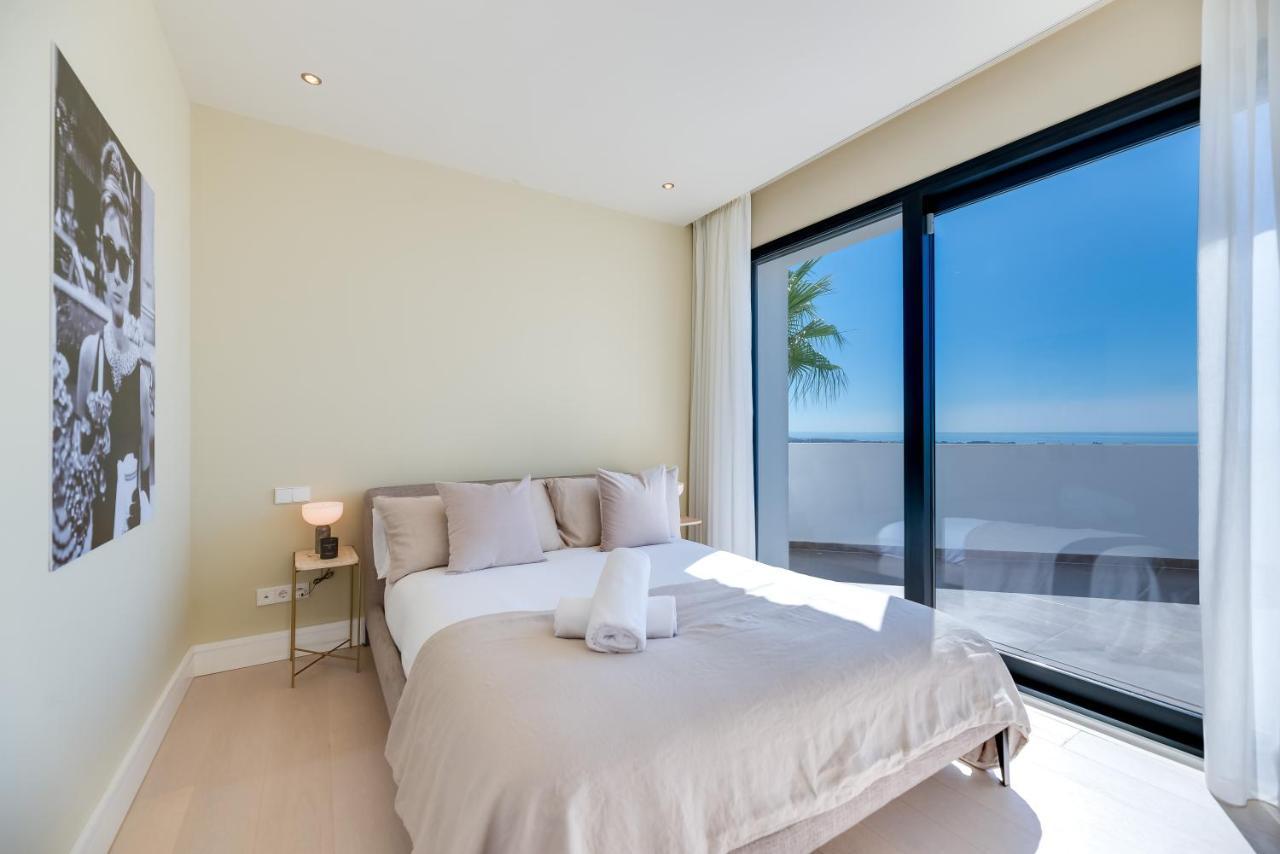 Vacation Marbella I Villa Paraiso The View, Infinity Heated Pool, Sea View, 24-7 Security, Golf Courses Estepona Exterior foto